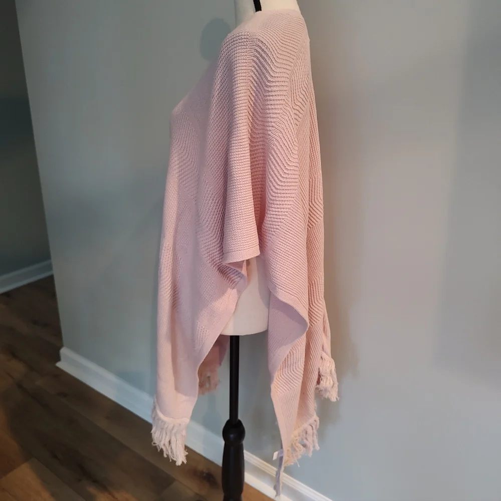 Roller Rabbit May Cape Pale Rose Pink Fringe Cotton Sweater One Size
